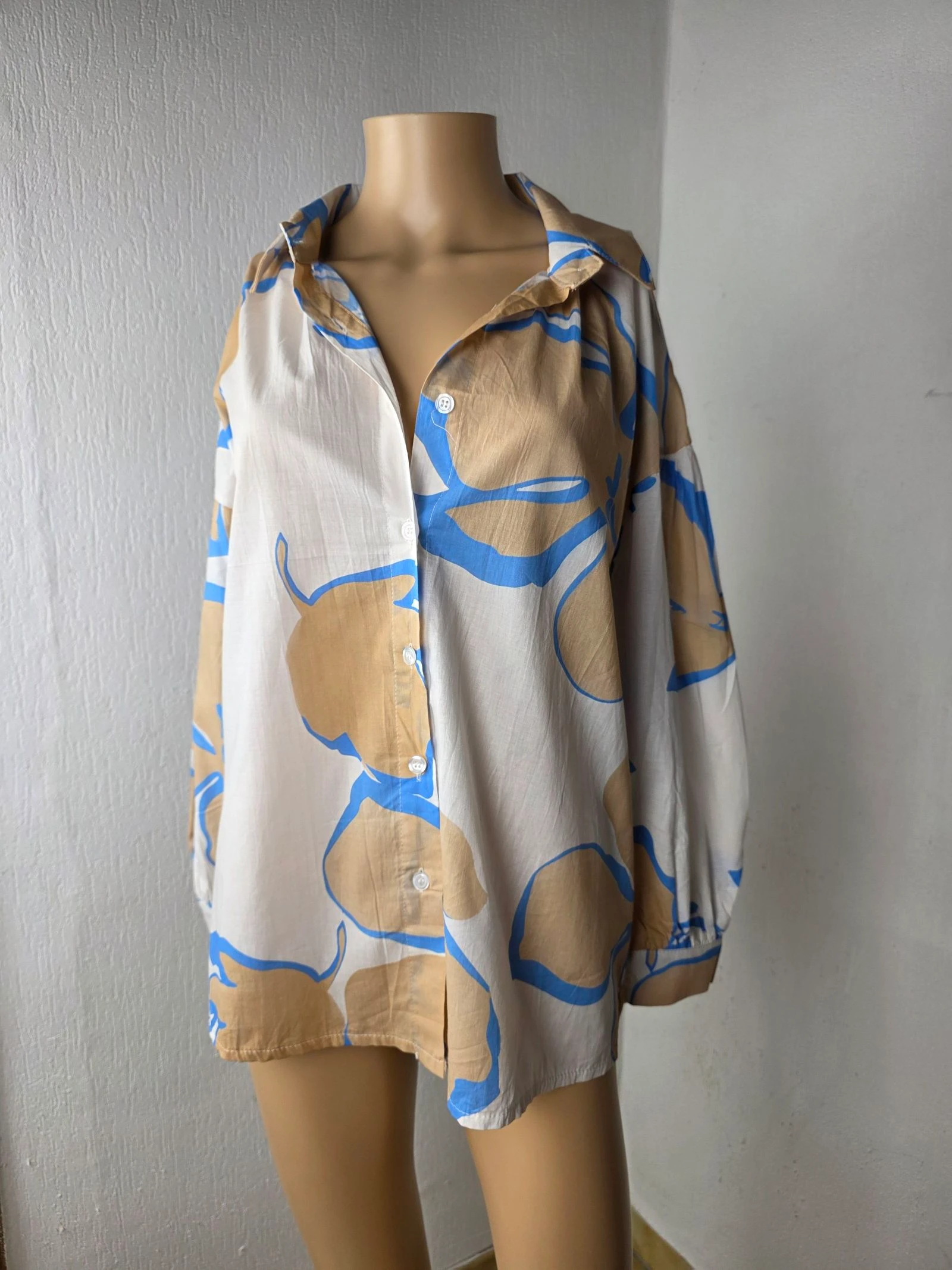 Chemise oversize Pohème Paris – Motif abstrait/floral taille unique
